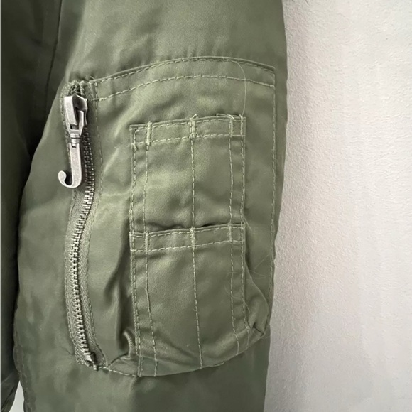 Juicy Couture Jacket - Picture 4 of 6